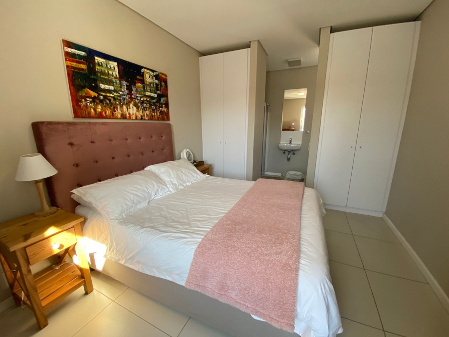 To Let 3 Bedroom Property for Rent in Somerset Lakes Western Cape